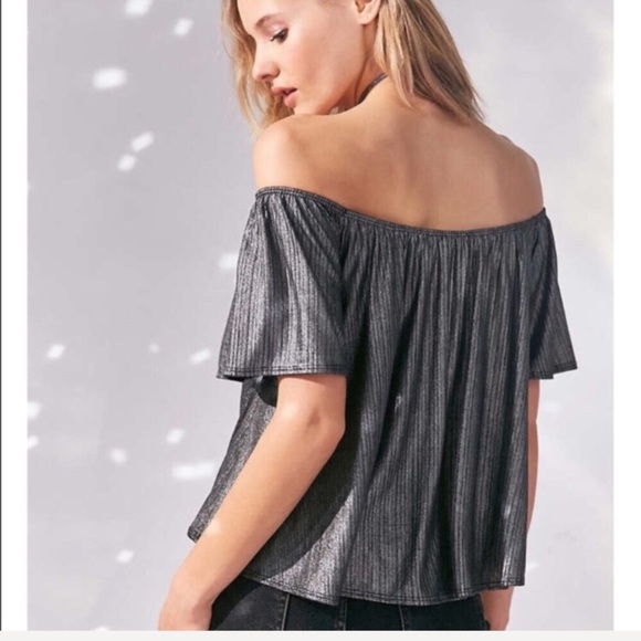 Urban Outfitters Bianca Off The Shoulder Top NWT - Picture 4 of 7